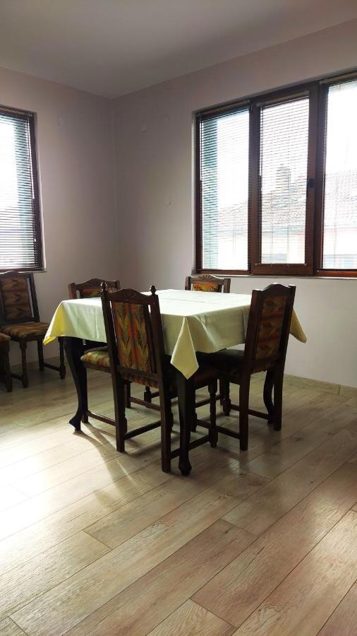 Liliya Apartment プレベン エクステリア 写真